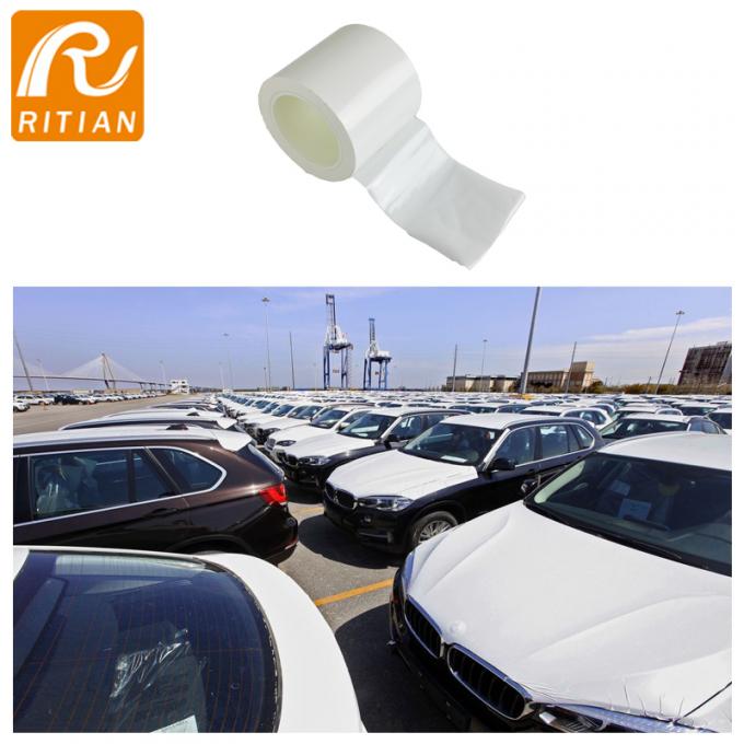 Renk koruyucu filmi takılmış araç